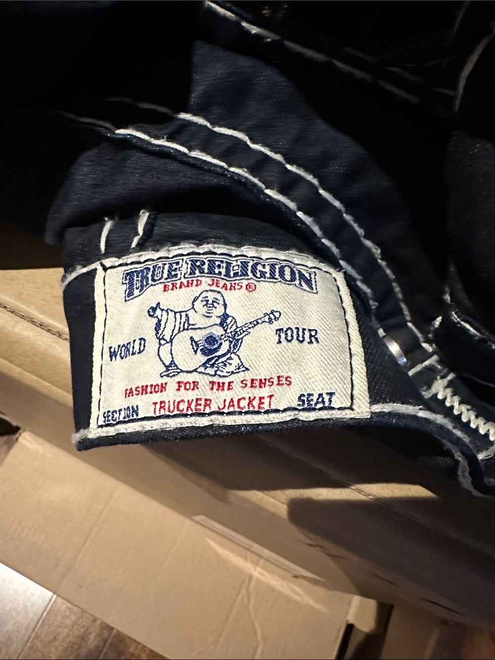 DESIGNER ‘TRUE RELIGION’ Jean Contrast-Stitch Button Front Jacket - Women's - Picture 8 of 16